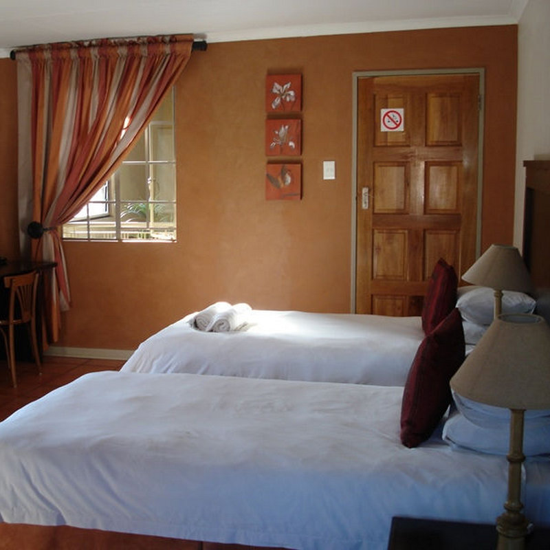 Accommodation in Makhado Louis Trichardt | Guesthouse with well-appointed en-suite Bedrooms and Meals, plus a Beautiful Wedding and Function Venue