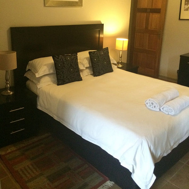 Accommodation in Makhado Louis Trichardt | Guesthouse with well-appointed en-suite Bedrooms and Meals, plus a Beautiful Wedding and Function Venue